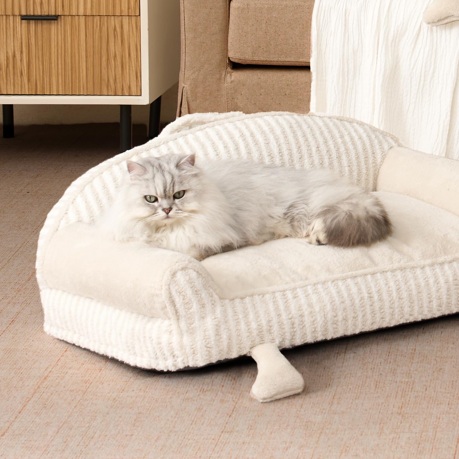 EHEYCIGA non-slip bottom keeps the bed from sliding during active pets
