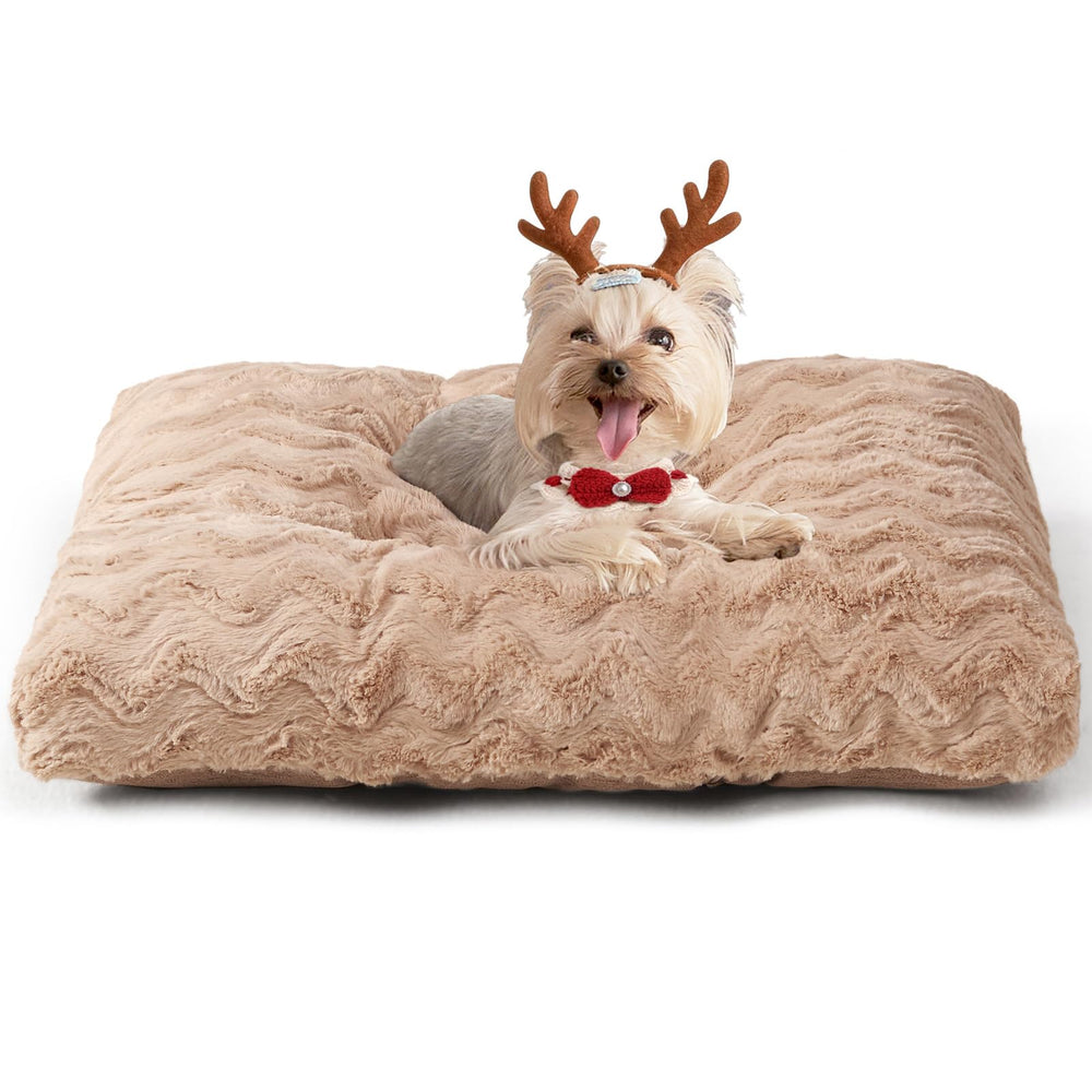 EHEYCIGA Washable Dog Crate Bed front view highlights plush faux fur luxury and year-round comfort.