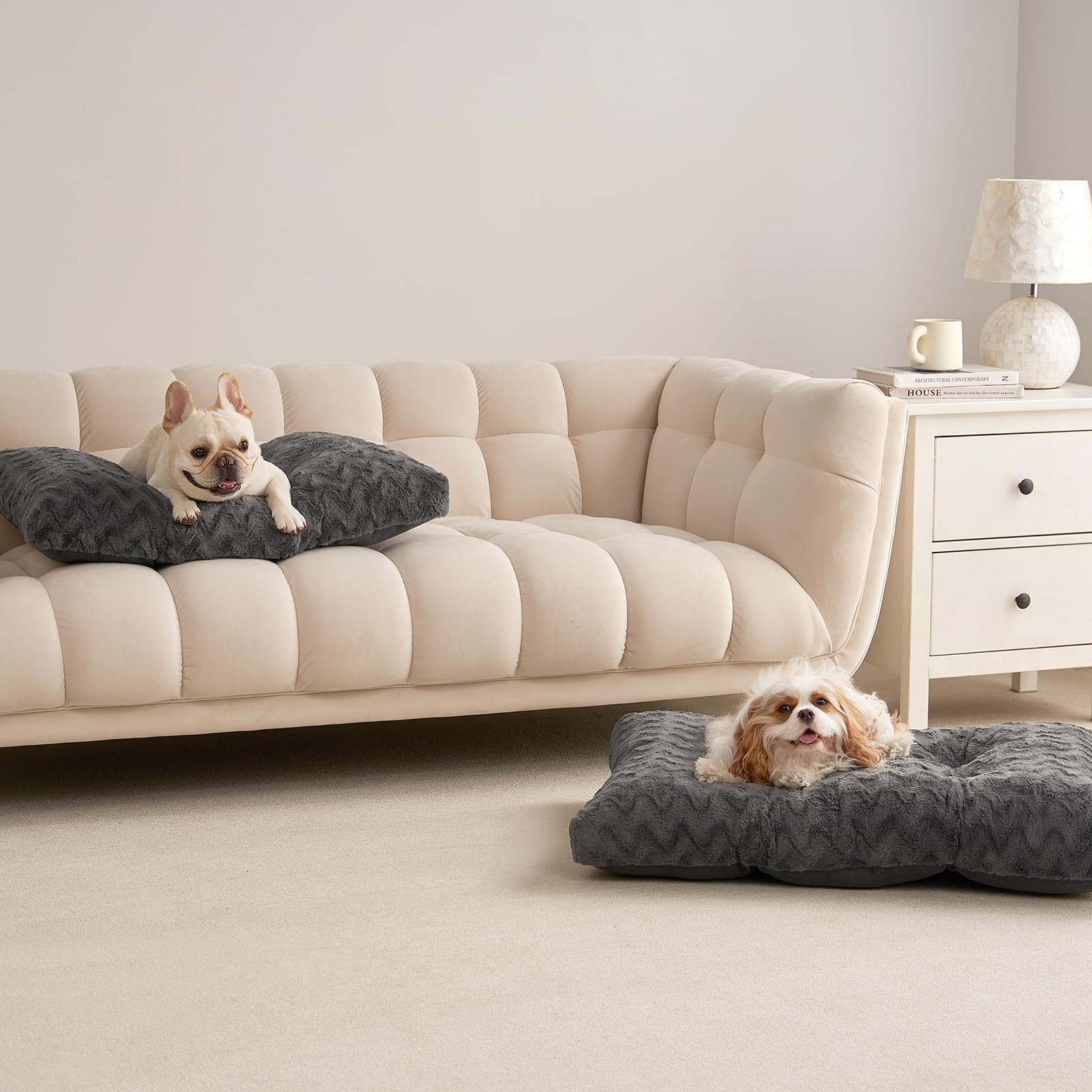 EHEYCIGA versatile-use design works as standalone bed or inside kennels