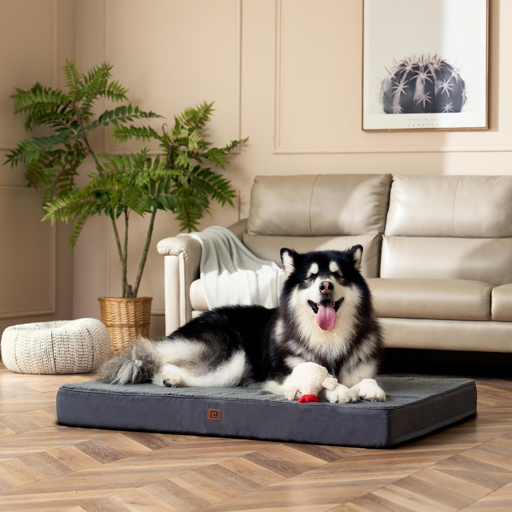 EHEYCIGA xl-dog-bed 41x27 fits large crates and floors.