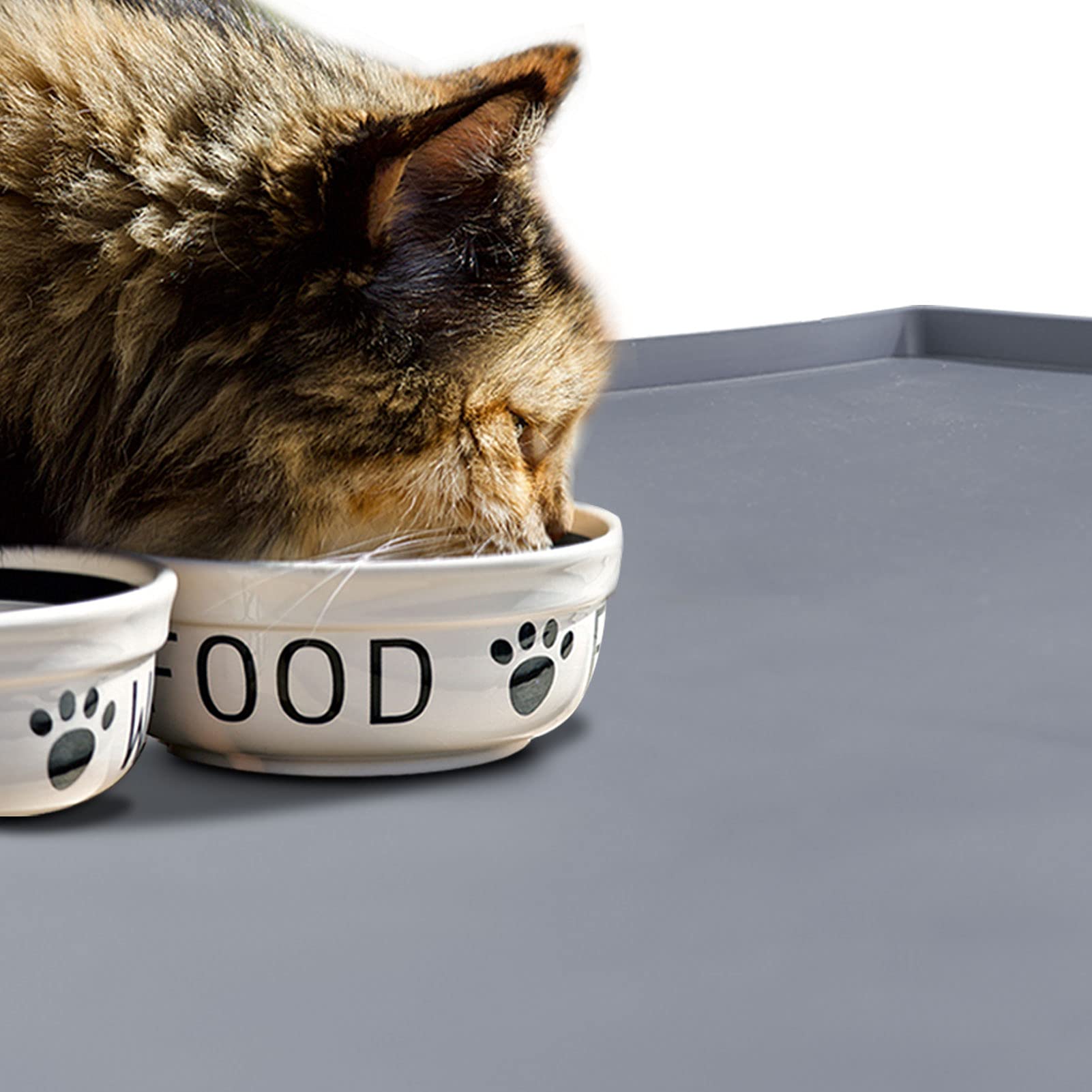 EIOKIT dog food mat painting mat use protects desks and surfaces.