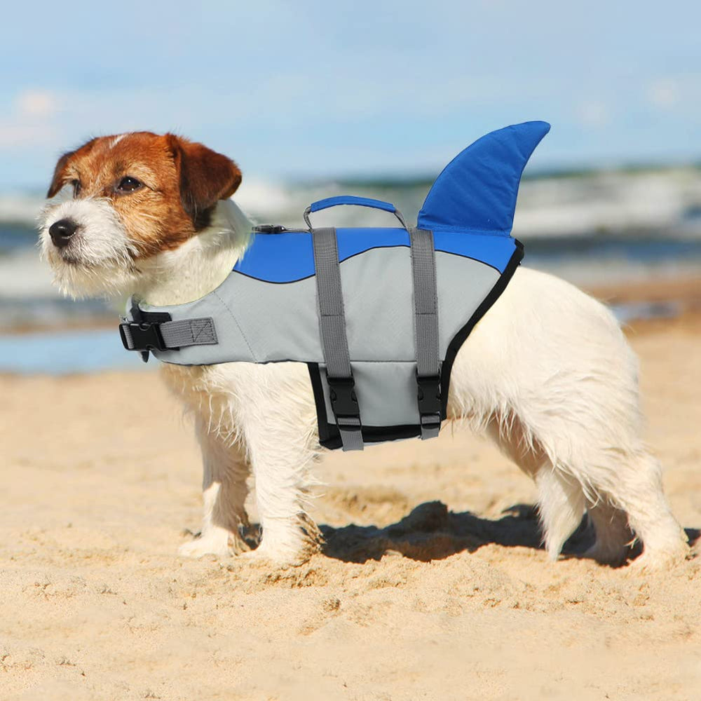 EMUST bright shark-design life jacket stands out during pool and beach outings.