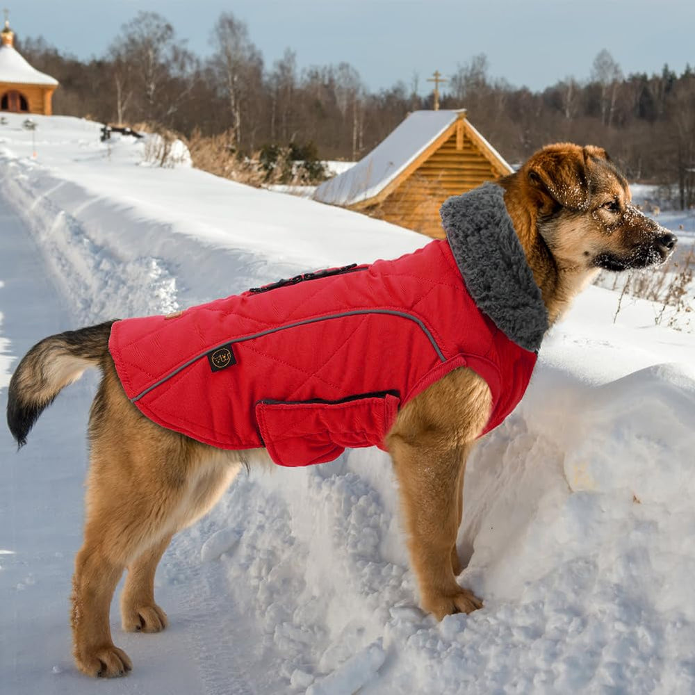 EMUST machine-washable winter coat designed for quick cleanups after outdoor adventures.