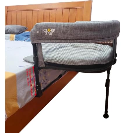 Englacha Close2me elevated dog bed rails illustrate secure sleep for small dogs.