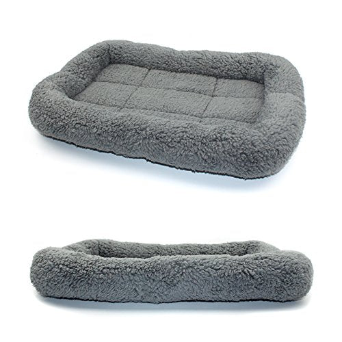 Enjoying Cat Mat Bed 2-inch pillow around detail showing supportive edge