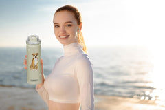 E&S Pets Serengeti 24 oz bottle uses double-wall insulation to keep drinks temp stable.