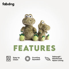Fabdog Fluffies easy-clean design demonstrates soap and water cleaning after rough play