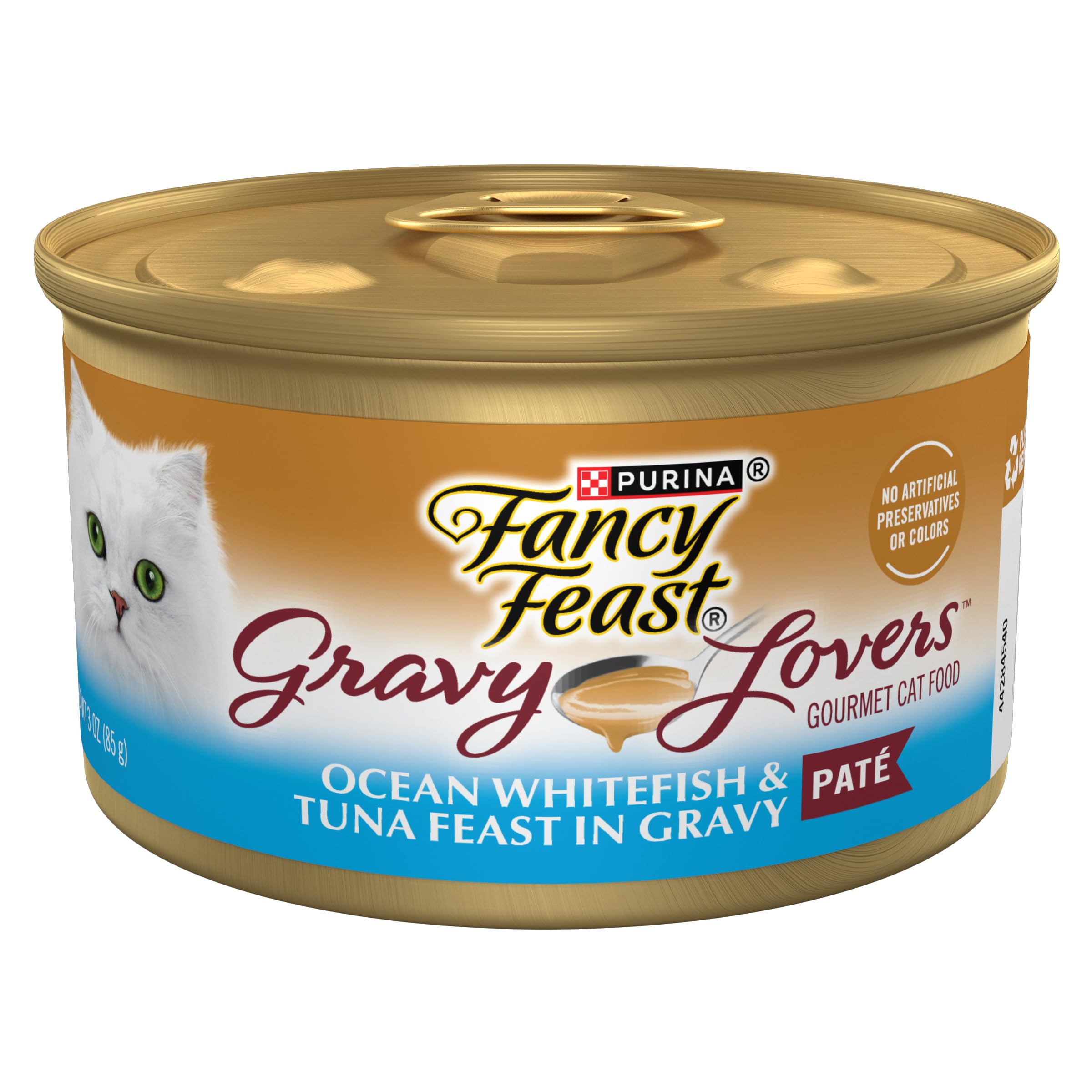 Fancy Feast Gravy Lovers can closeup highlights real ocean whitefish and tuna flavor for cats.