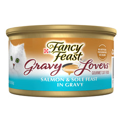 Fancy Feast Gravy Lovers salmon-sole feast can, appealing to mealtime with gourmet gravy.