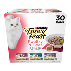 Fancy Feast Grilled turkey gravy closeup—savory moisture for appealing meals