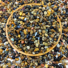 FANTIAN aquarium gravel one-quarter-inch in tank showing natural-looking substrate for fish.