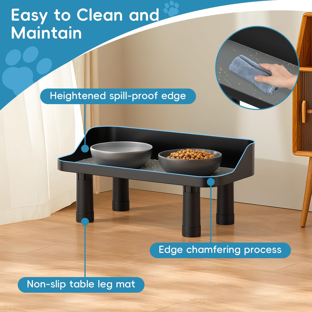 Farafox removable cleaning mat enables quick wipe-down after meals.