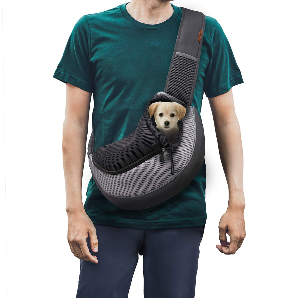 FDJASGY Pet Sling Carrier small-dog breathable mesh keeps your pet cool during city strolls.