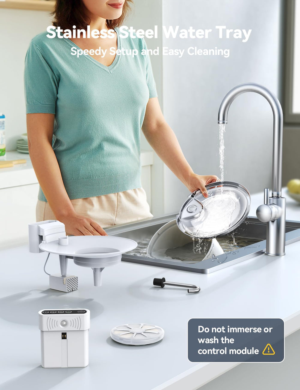 FEELNEEDY wireless fountain fits living room or kitchen for convenient pet hydration.