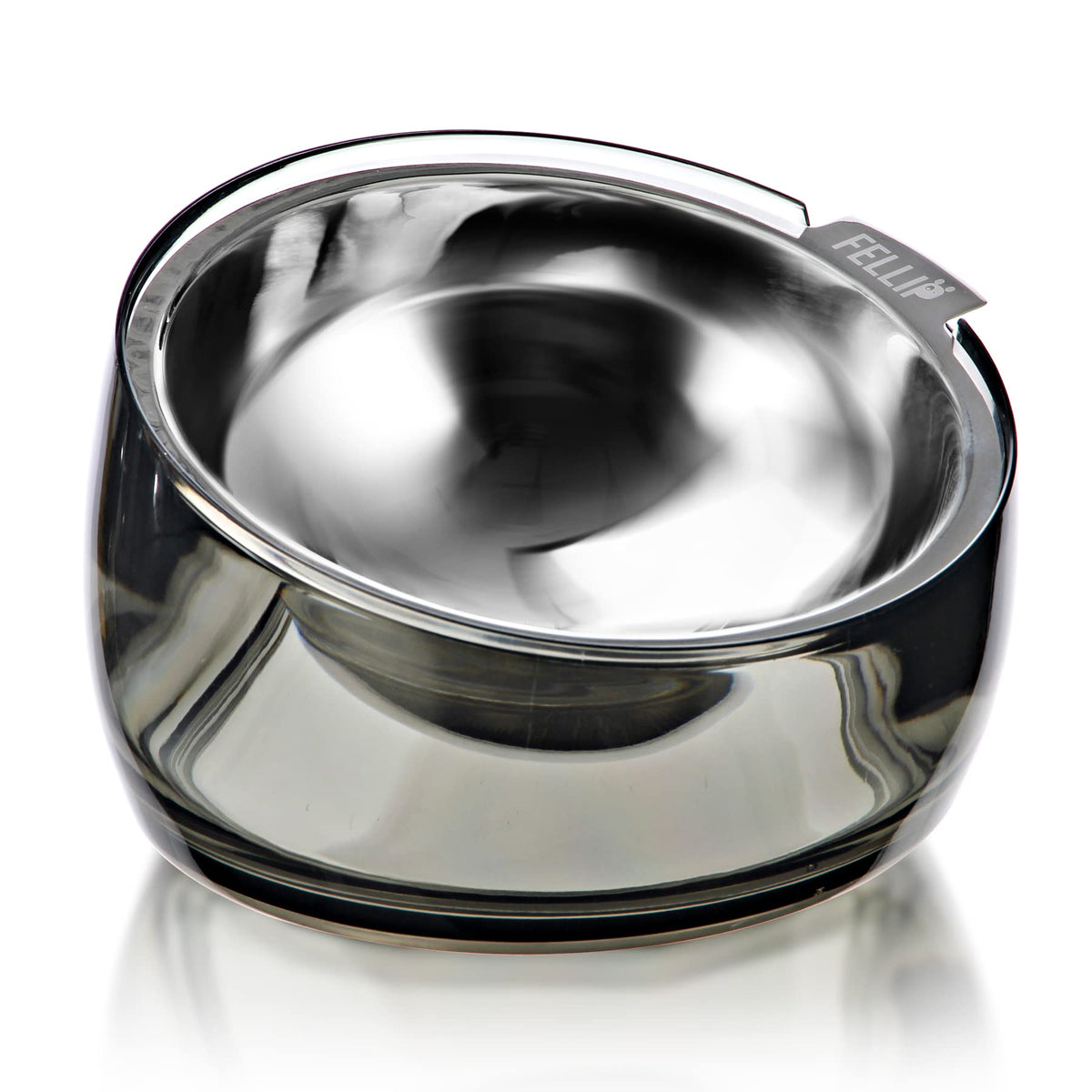 Felli Oblik tilt angle bowl shows angled feeding to reduce mess and support comfort