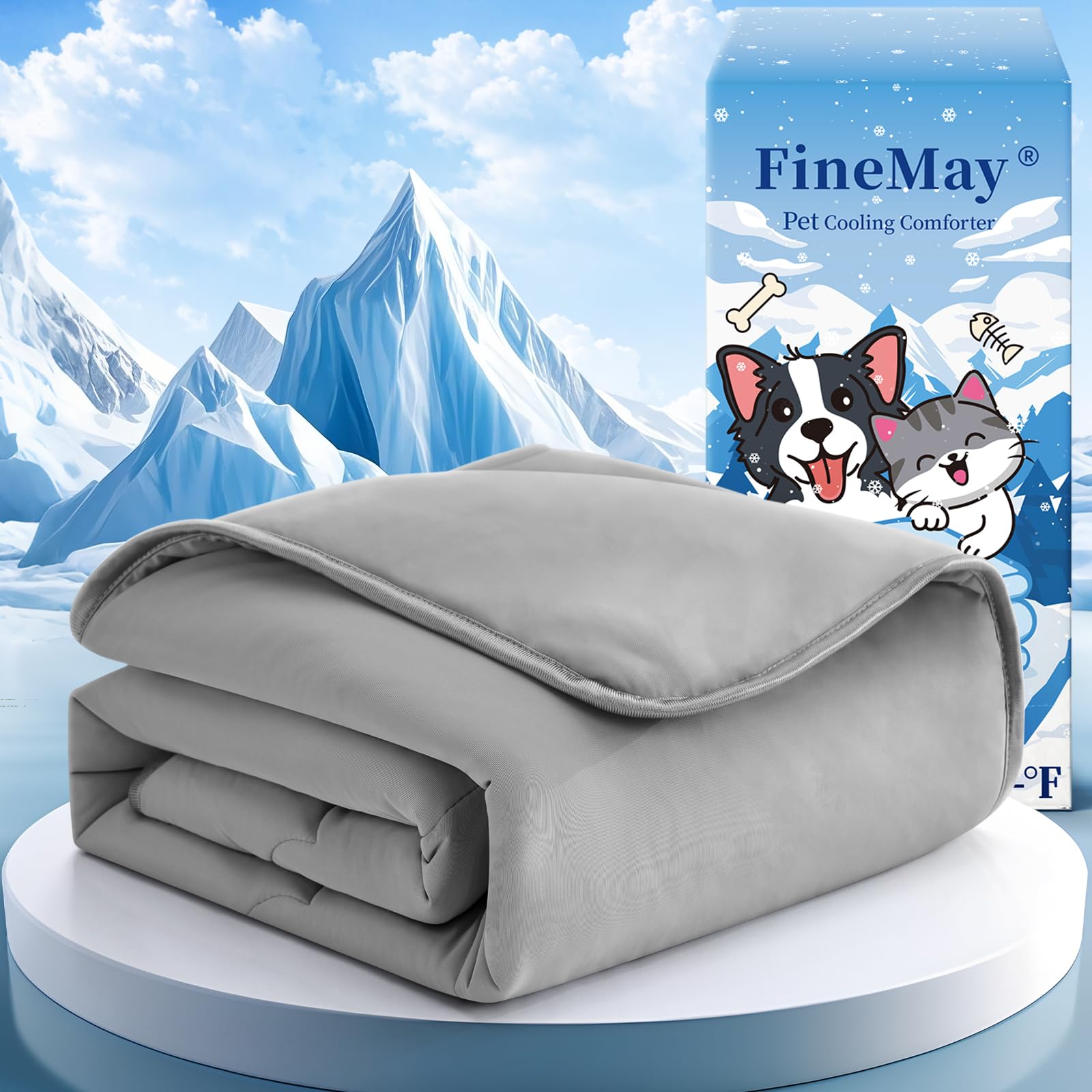 FineMay cooling blanket for dogs in light grey protects furniture while keeping dogs comfortable.