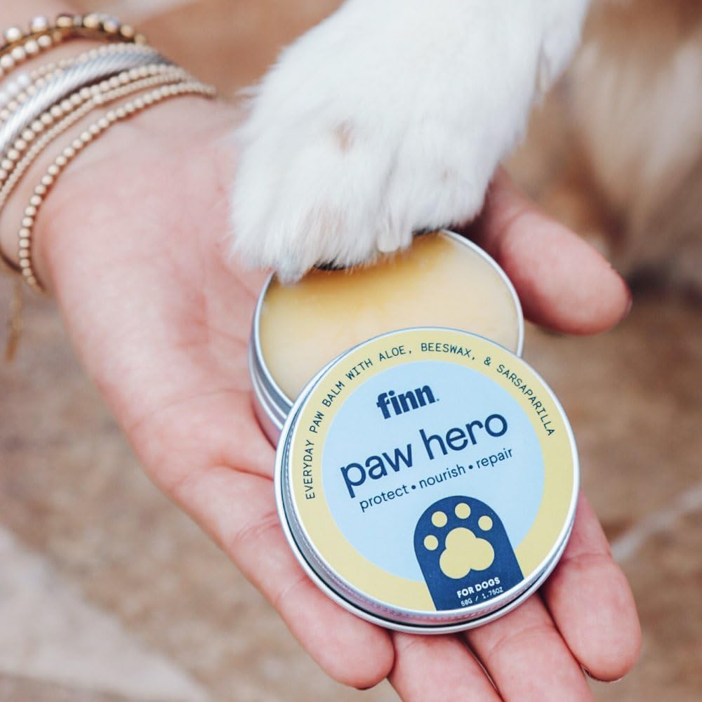 Finn Paw Hero packaging on shelf highlighting clean, natural ingredients