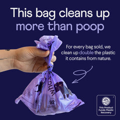 Finn leak-proof design demonstrates thick bags that prevent leaks during messy pickups.