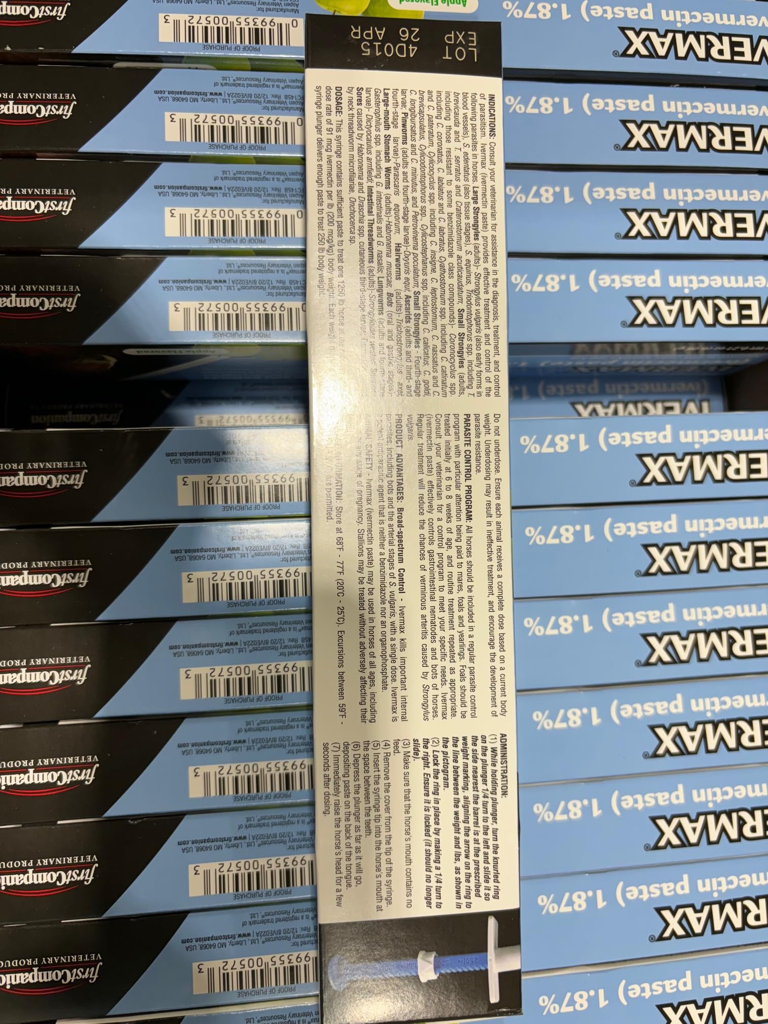 First Companion Ivermax blue paste application highlighting administration moment