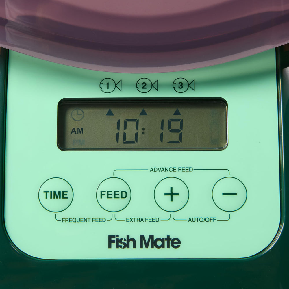 Fish Mate P7000 programmable timer for daily feeding windows