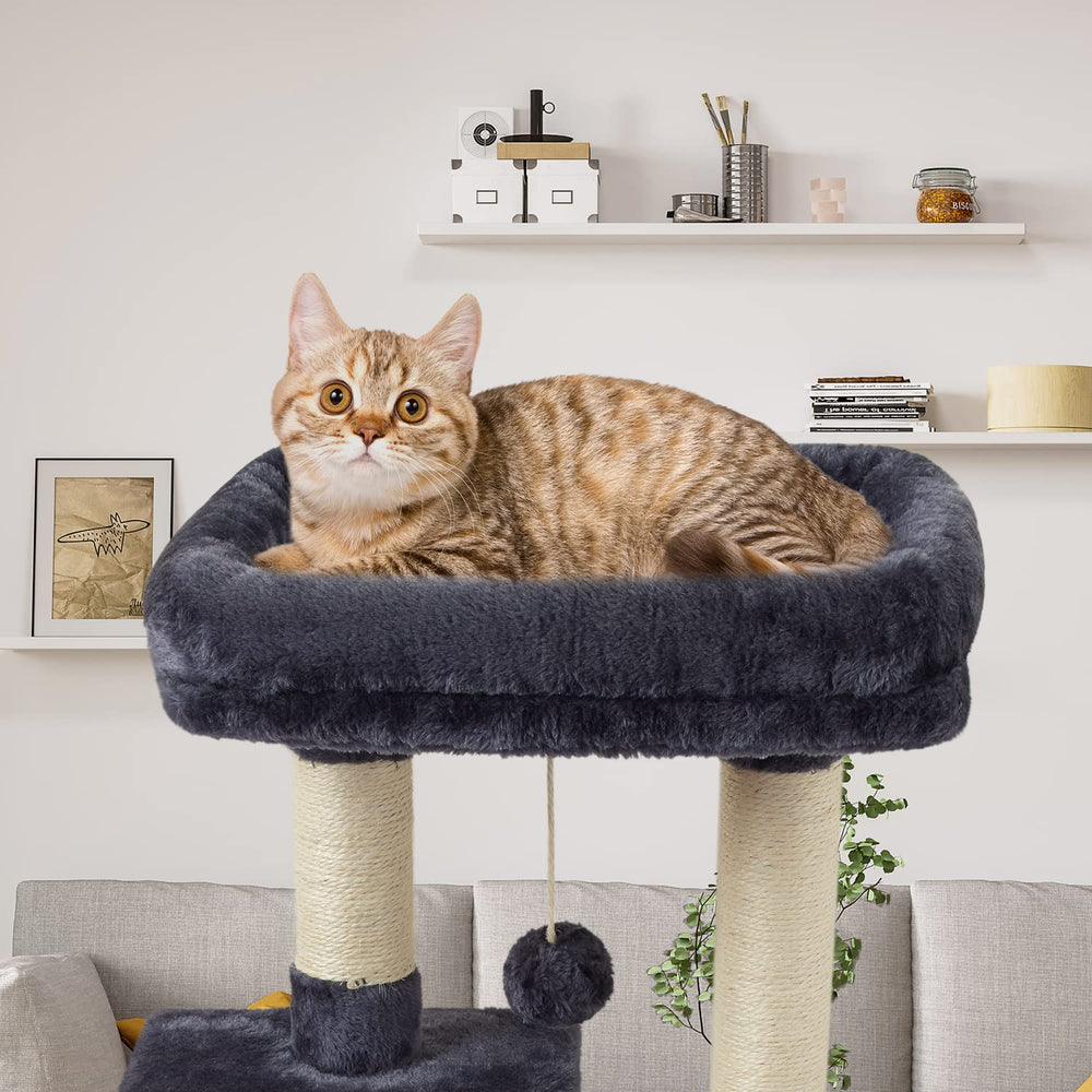FISH&NAP condo with plush interior for secure cozy lounging