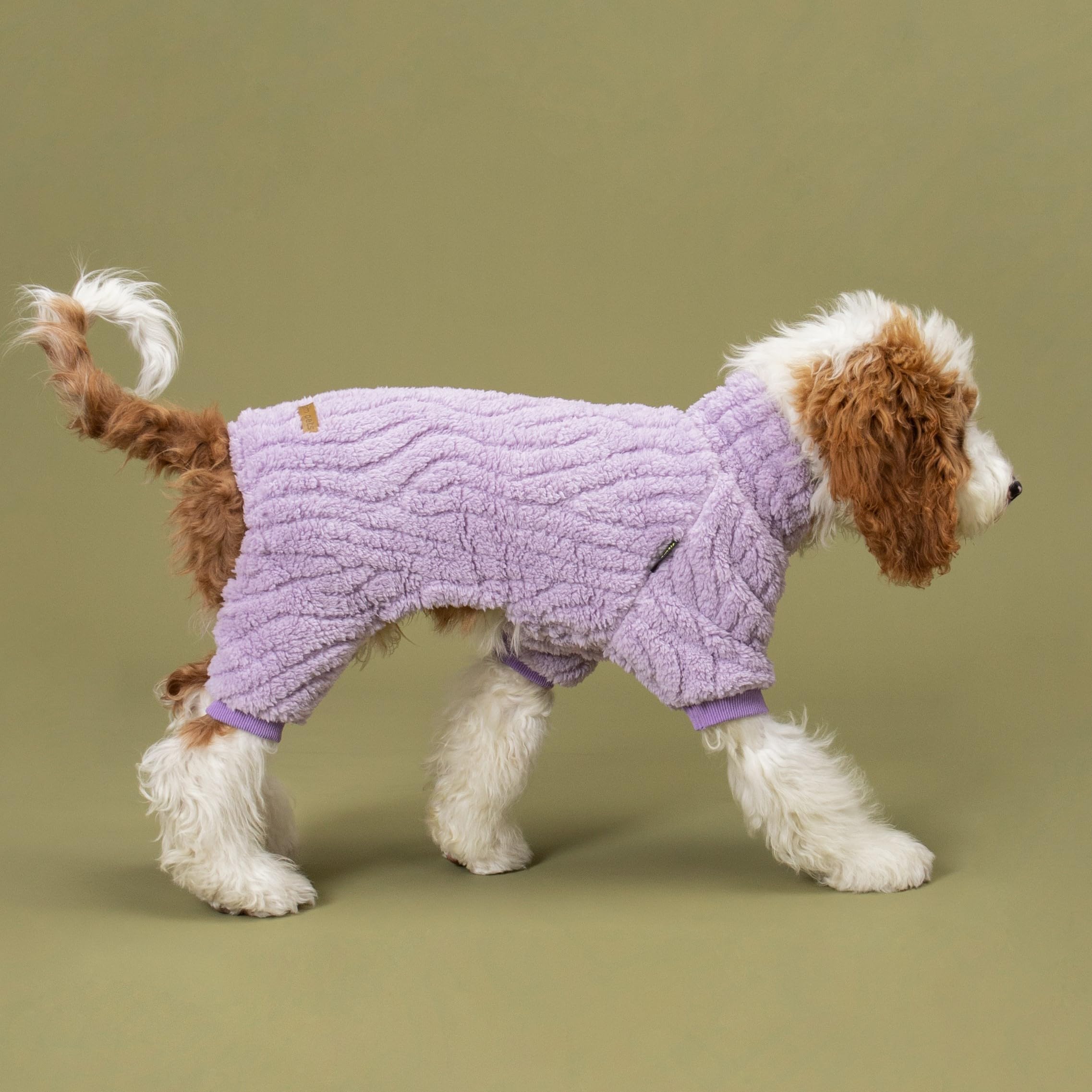 Fitwarm lavender turtleneck collar detail showcases elegant, functional design.