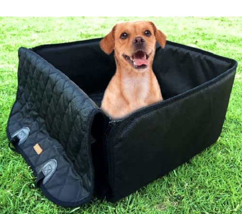Flow.month non-slip backing with seat anchors ensures cover stays in place