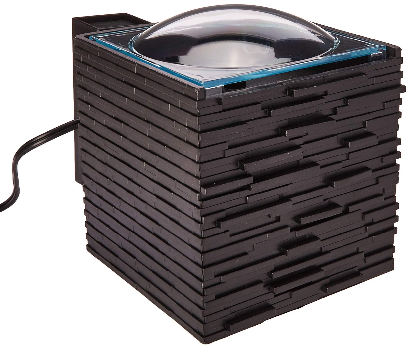 Fluval Chi II 5G flowing water creates natural movement and gentle circulation.