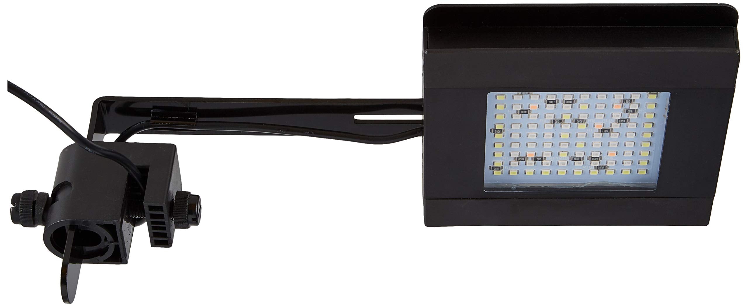 Fluval SEA Marine Nano LED wide-angle lighting prevents dead spots