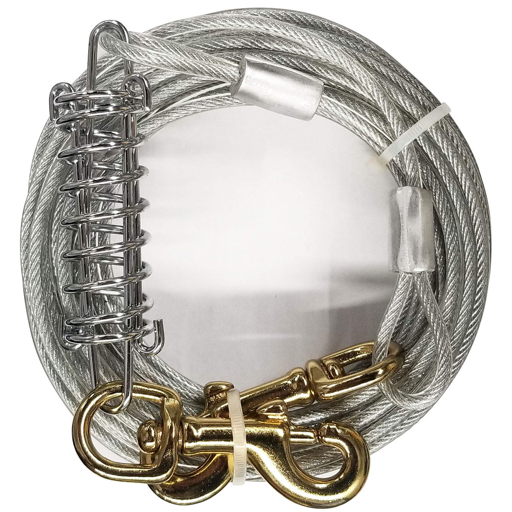 Four Paws Heavy Weight Tie Out Cable in yard keeps dog safely exploring