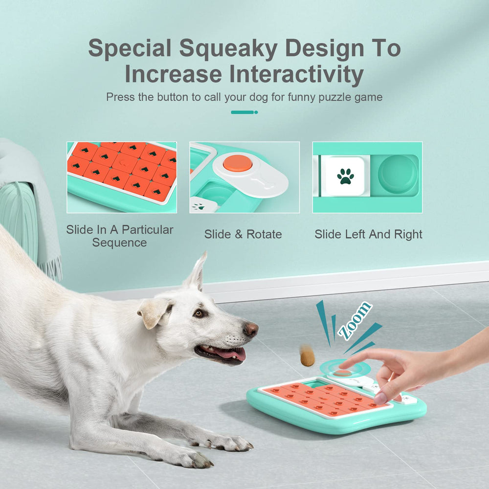 FOXMM squeaky center design draws dogs into interactive treat sessions.