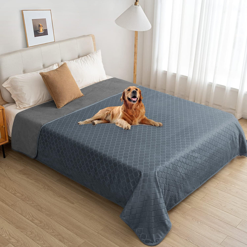 Fuguitex crystal velvet reverse side close-up highlights luxurious plush warmth.
