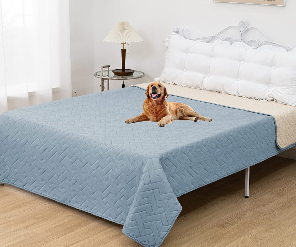 Fuguitex furniture-protect dog cover guarding chair from slobber and scratches.