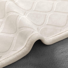 Fuguitex reversible cream-plush grey-velvet offers dual comfort for pets.
