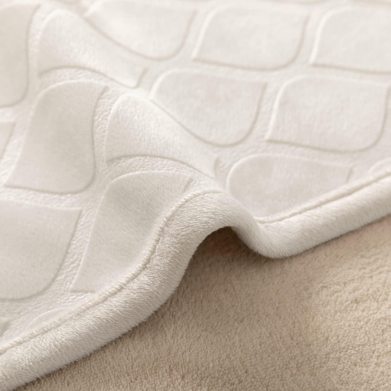 fuguitex reversible double-sided plush velvet blanket in cozy home setting