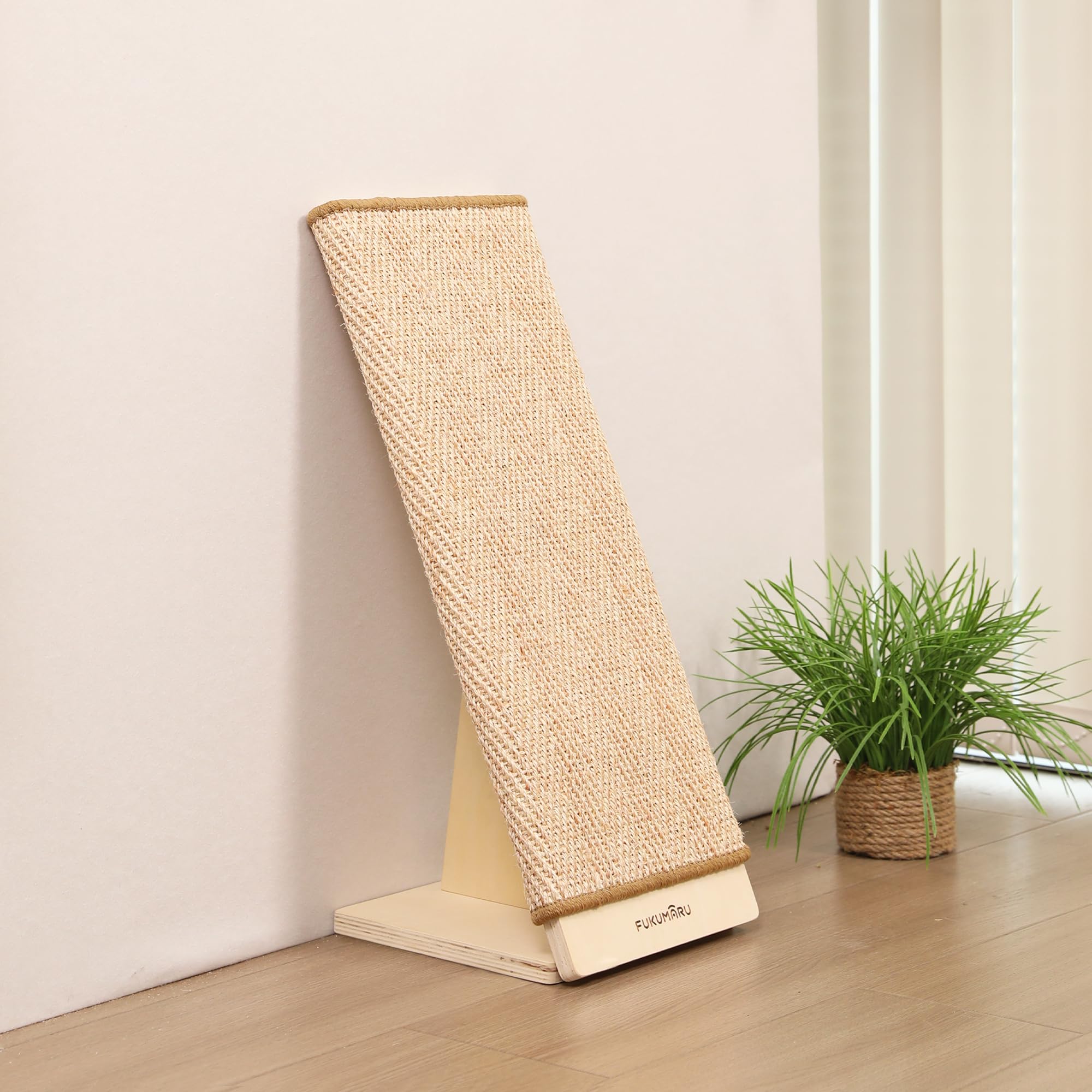 FUKUMARU 23.66-inch ramp allows full-body stretching for comfortable use.
