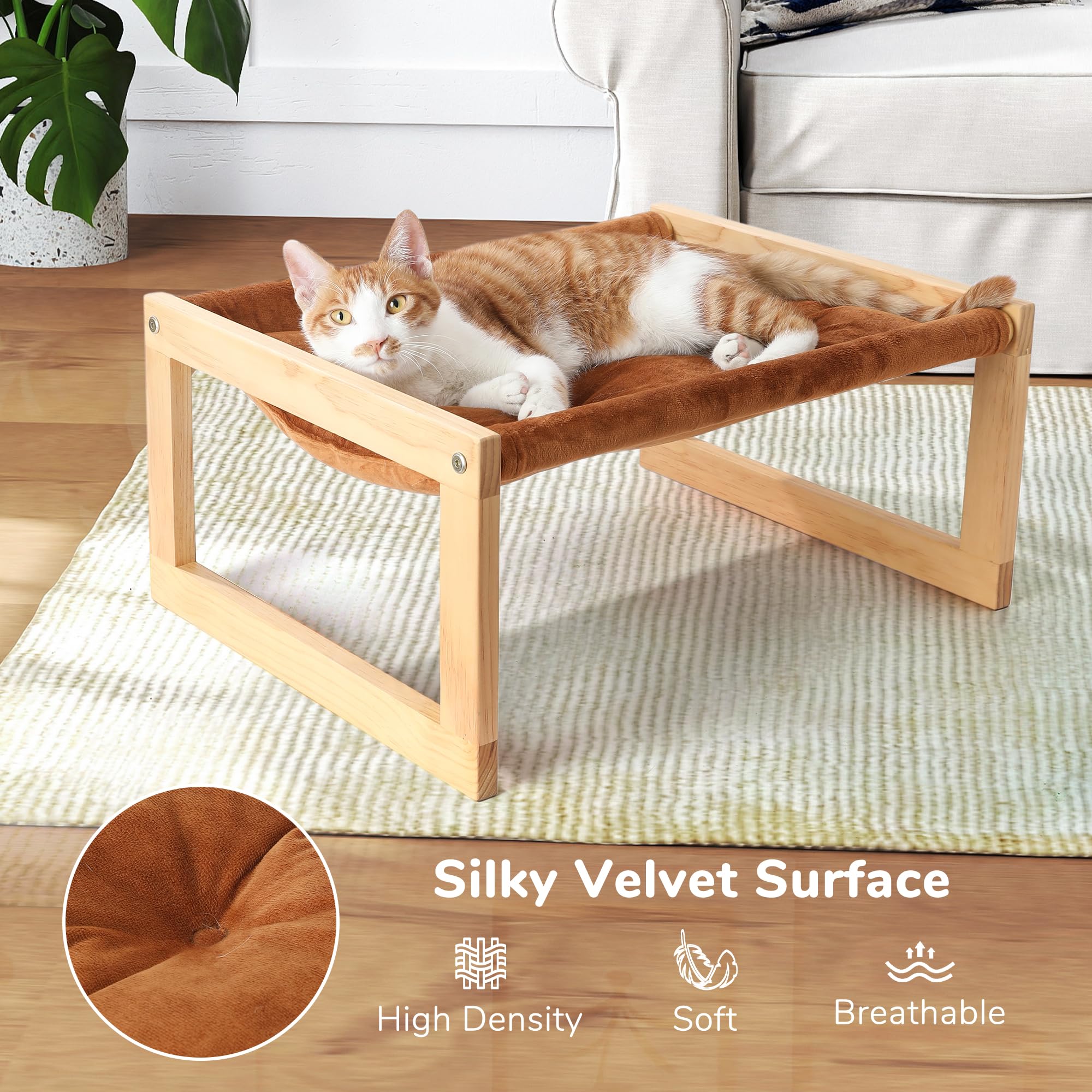 FUKUMARU elevated design highlights simple entry and exit for small pets