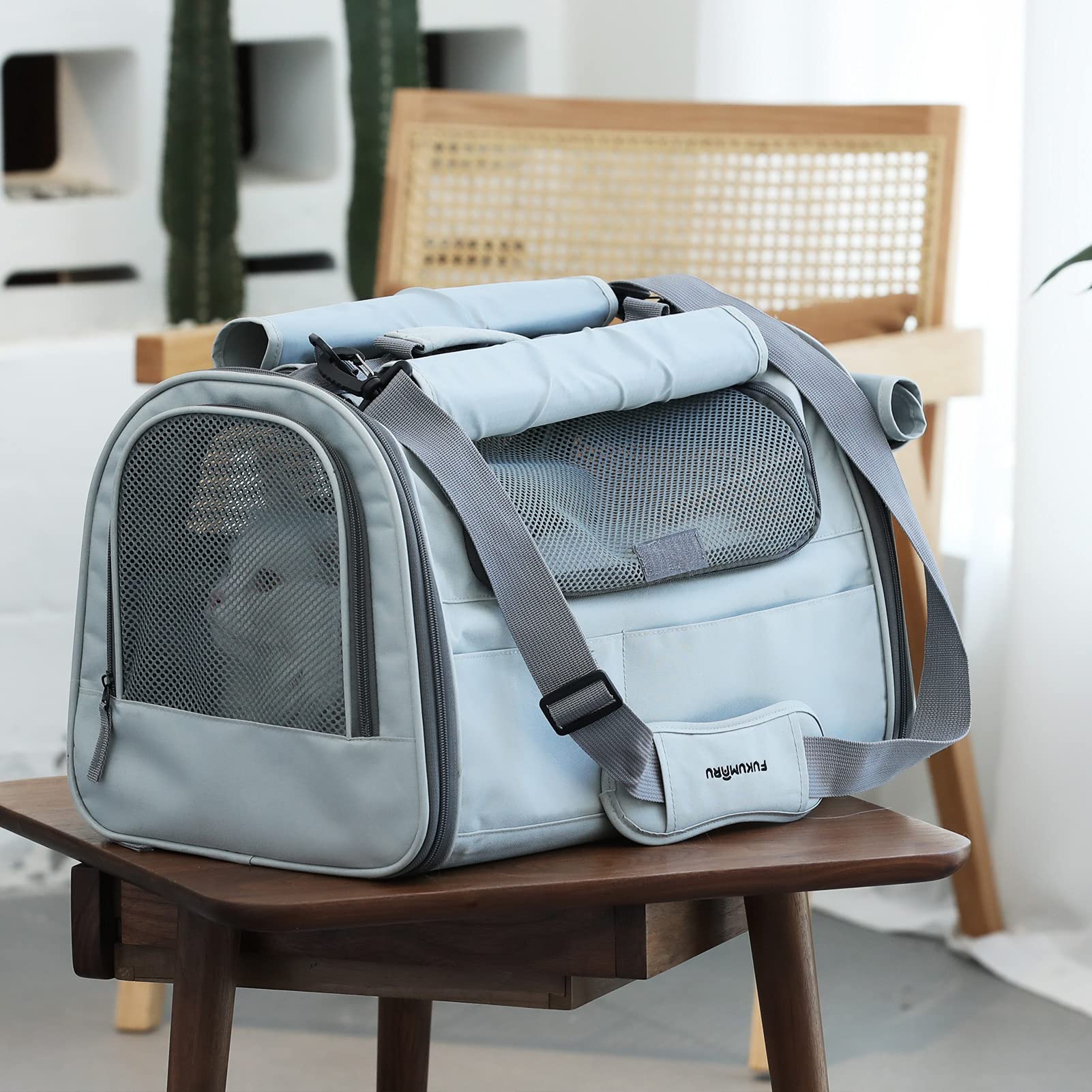 FUKUMARU cat carrier collapsible-washable convenient for storage and cleanup.