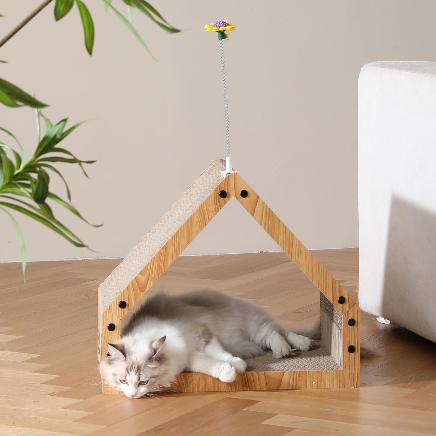 FUKUMARU cat scratcher house floor-saving design helps protect furniture.