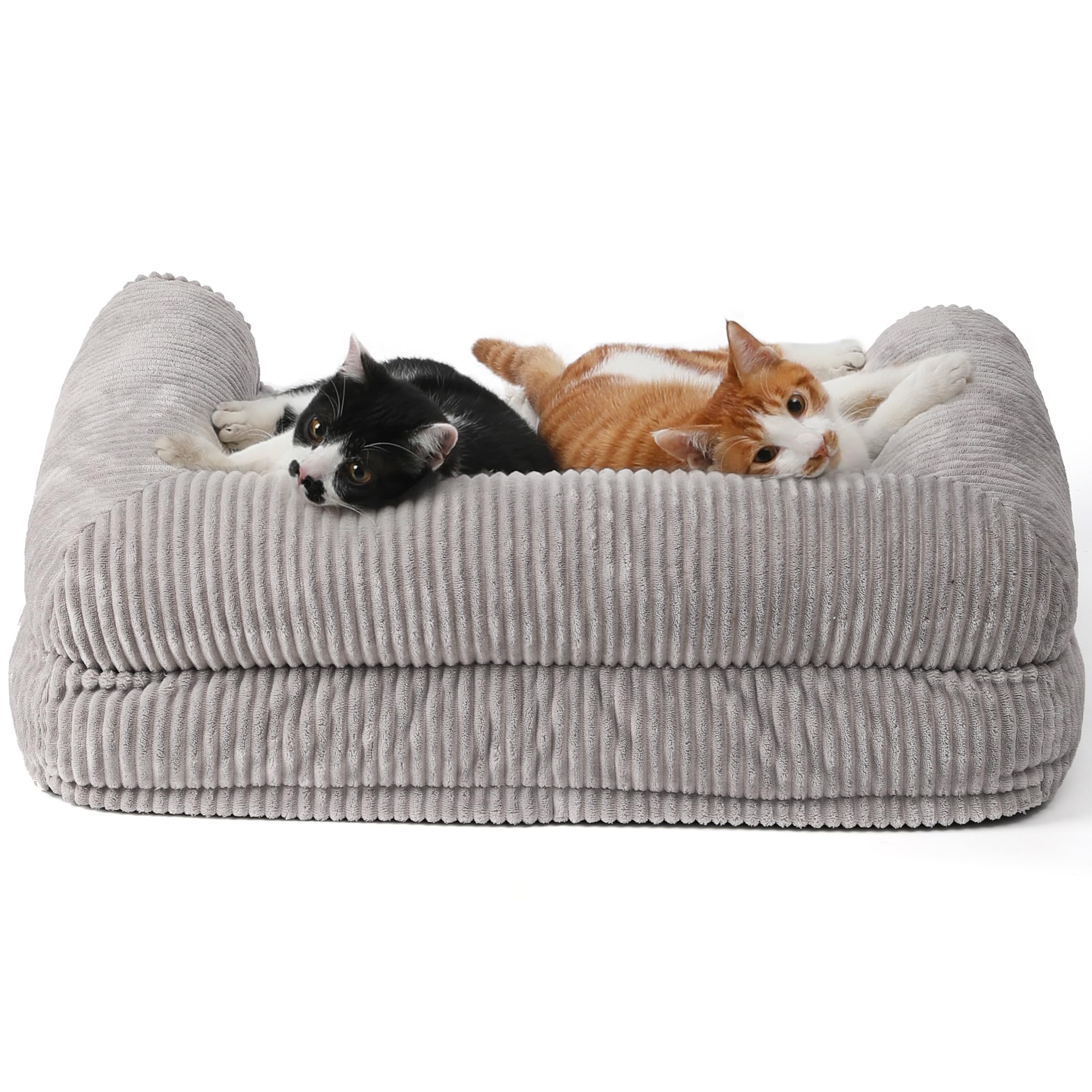 FUKUMARU grey color detail closeup conveys soft, modern pet furniture aesthetic