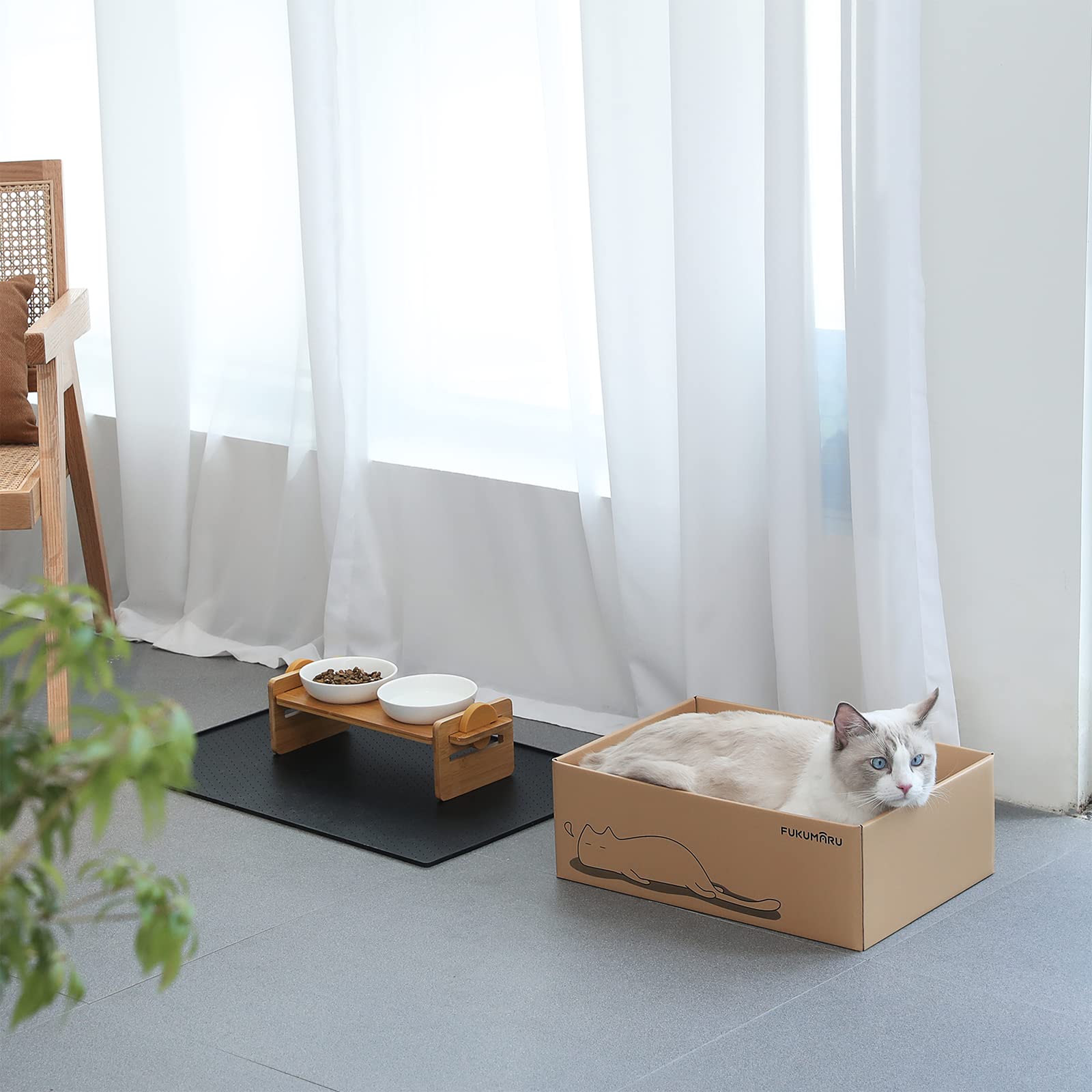 FUKUMARU wide scratcher for comfortable lying