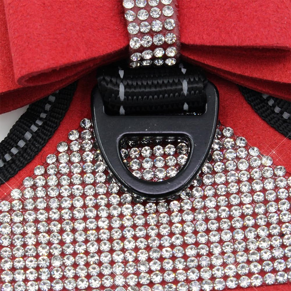 FUNAT soft PU leather texture closeup delivers comfortable wear on long walks.