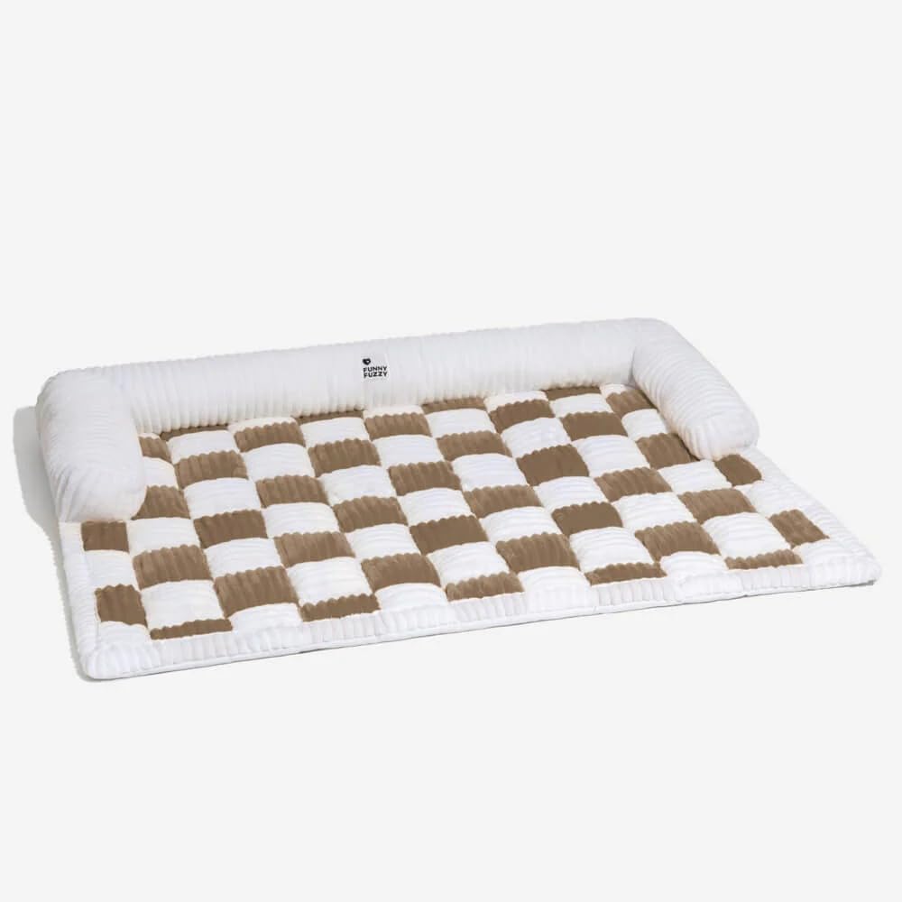 Funny Fuzzy durable stitching designed for long-lasting pet naps