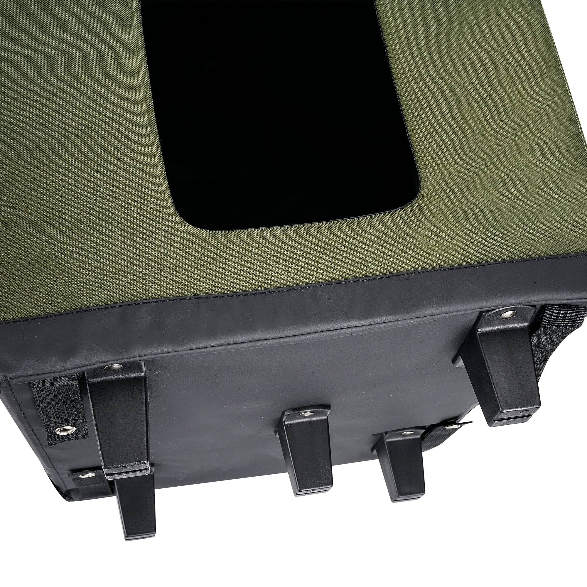 FurHome Collective extra base pad enhances insulation and comfort inside.