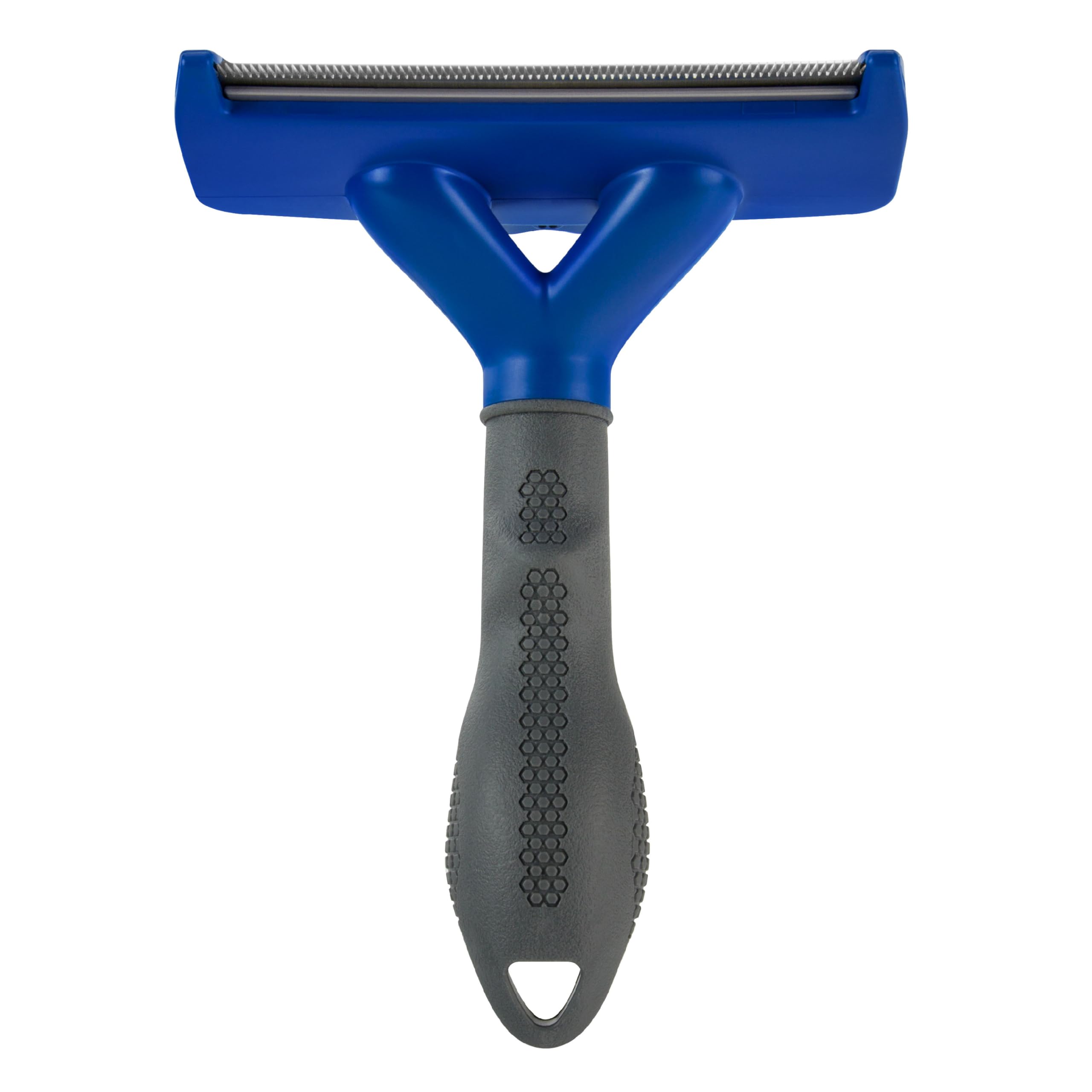 FURminator topcoat-undercoat removal closeup demonstrates effective hair removal.