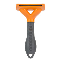 FURminator FURejector button makes hair release effortless during sessions