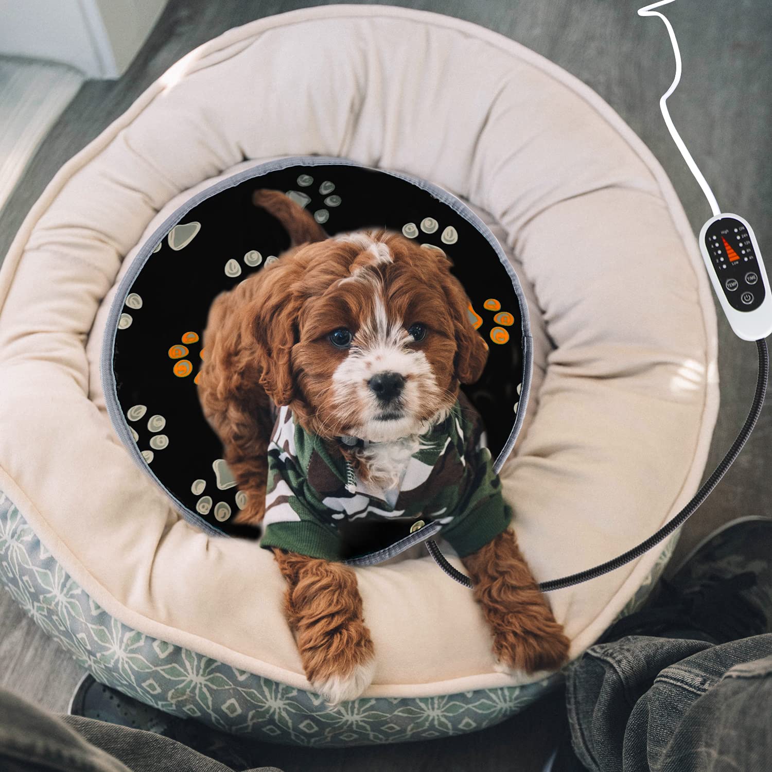 furrybaby scratch-resistant oxford fabric keeps pad clean and durable.