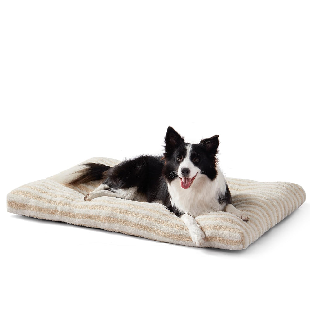 FURTIME Washable Dog Bed Large soft fabric close-up highlights cozy comfort for pets.