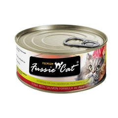 Fussie Cat grain-free dha-rich formula highlighted on label