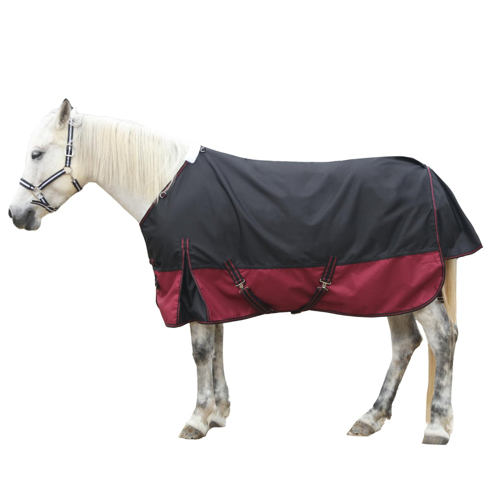 Gallopoff 1200 Denier turnout rain sheet front view with secure front closure for paddocks.